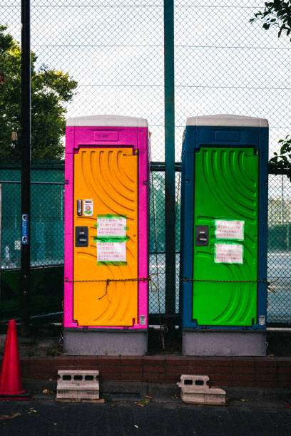 Best Portable restroom trailer rental  in Bonnie Brae, IL